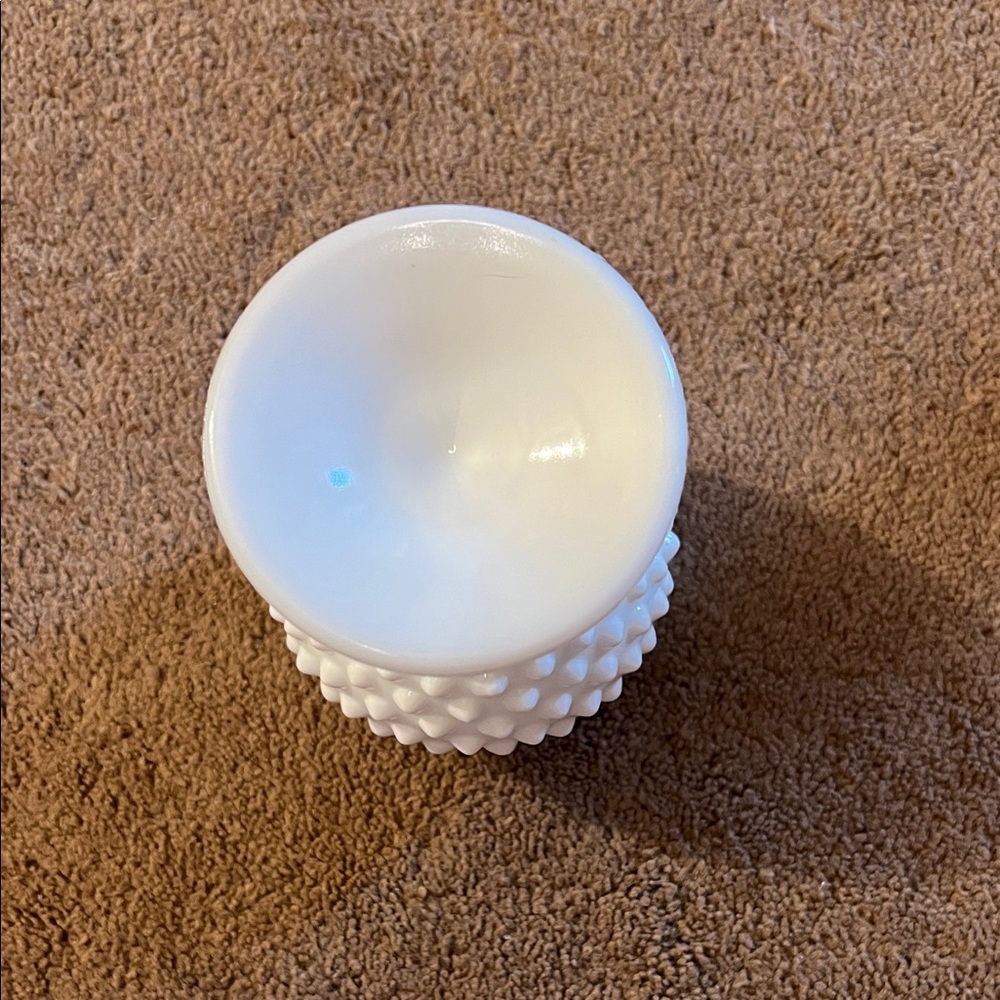 White Hobnail Glass Vase - Picture 5 of 5